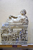Volterra. La grandiosa serie di urne cinerarie del Museo Etrusco Guarnacci. 